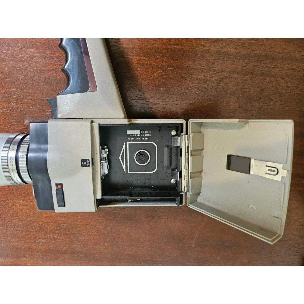 Sears Reflex Zoom XL Super 8 Movie Camera Gray Model 584.91901 Vintage